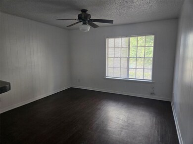 512 First St unit 4, College Station, TX 77840 - photo 5