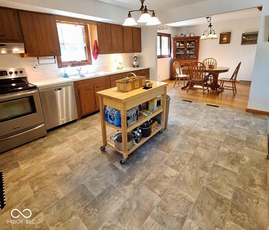 3715 W County Road 130 S, North Vernon, IN 47265 - photo 7