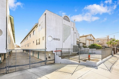 1660 W 146th St unit 2, Gardena, CA 90247 - photo 2