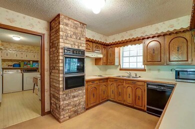 11 Timberwilde St, Texarkana, TX 75503 - photo 7