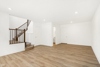 13421 Carlsbad Place, Fishers, IN 46037 - photo 6