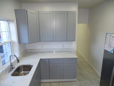 328 S Apple St, Mount Carmel, PA 17851 - photo 7