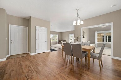 403 E Charter Dr, Muncie, IN 47303 - photo 7