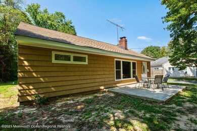 26 Lakeside Dr, Matawan, NJ 07747 - photo 5