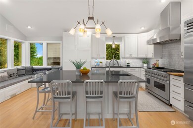 5610 W Mercer Way, Mercer Island, WA 98040 - photo 5