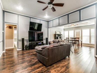 1740 Woodhill Ln, Bedford, TX 76021 - photo 3