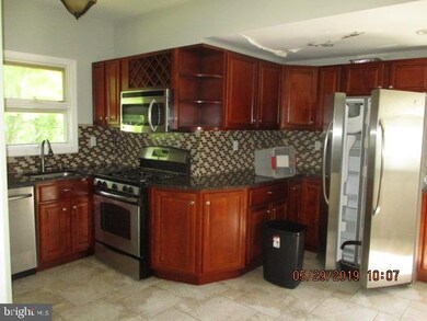 131 W Center St, Clayton, NJ 08312 - photo 5