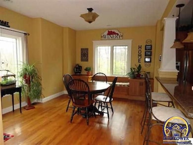 3532 SW Welton Grove Cir, Topeka, KS 66610 - photo 5