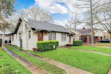 1647 Hawthorne St, Houston, TX 77006 - photo 2