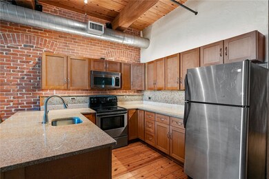 407 Pine St unit 303, Providence, RI 02903 - photo 4