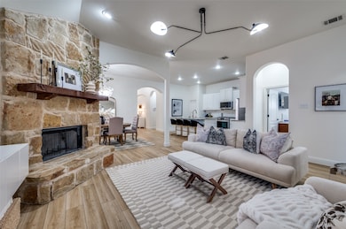 2633 Annamarie Dr, Little Elm, TX 75068 - photo 6