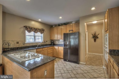 27 Walt Whitman Blvd, Stafford, VA 22556 - photo 5