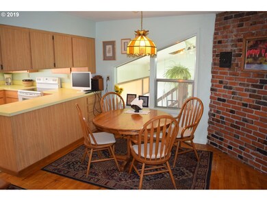 731 NW 5th St, Pendleton, OR 97801 - photo 5