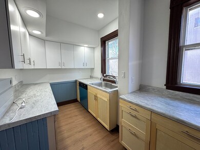 201 Brown St unit 1, Waltham, MA 02453 - photo 4