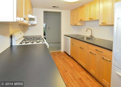 12707 Kingsbury Ct, Woodbridge, VA 22192 - photo 6