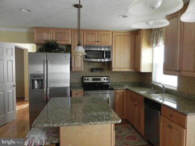 6433 Coxwold Dr, Elkridge, MD 21075 - photo 4