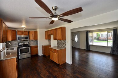 296 E Quail St, Sparks, NV 89431 - photo 6