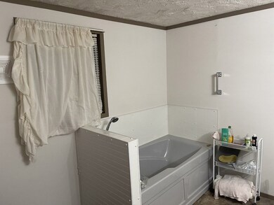 2015 Caston Rd, McComb, MS 39648 - photo 6