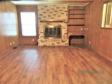 200 Texoma Dr, Whitesboro, TX 76273 - photo 4