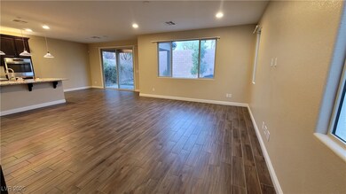 8926 Oreana Peak Ct, Las Vegas, NV 89148 - photo 4