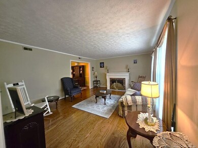 221 Kirkwood Dr, Fayetteville, NC 28303 - photo 3