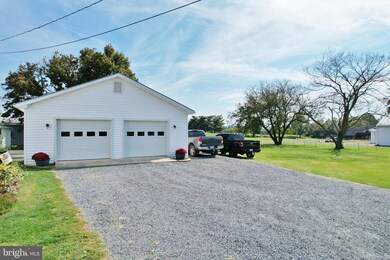 12246 Back Rd, Toms Brook, VA 22660 - photo 4