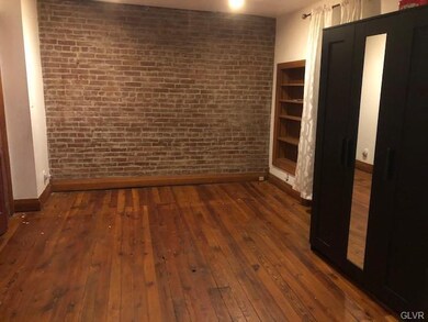 933 W Gordon St, Allentown, PA 18102 - photo 4