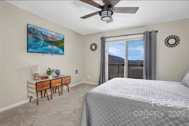 500 Adams Apple Dr unit 4, Banner Elk, NC 28604 - photo 7