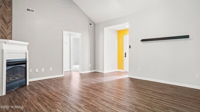 621 Clover Dr, Jacksonville, NC 28546 - photo 5