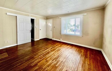 556 Elmwood Dr, Frankfort, IN 46041 - photo 5