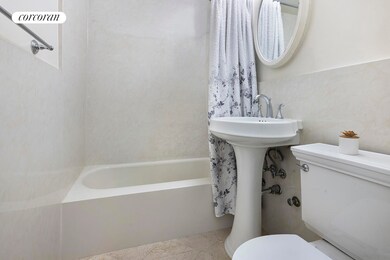 The York Gate unit 12B, New York, NY 10065 - photo 6