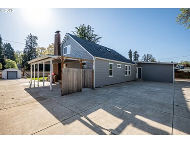 950 Coburg Rd, Eugene, OR 97401 - photo 4