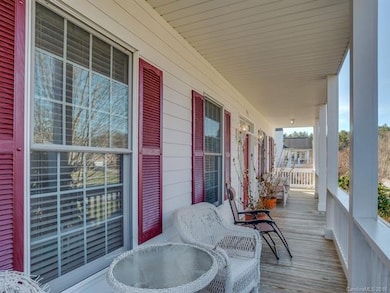 Huge comfortable covered front porch!