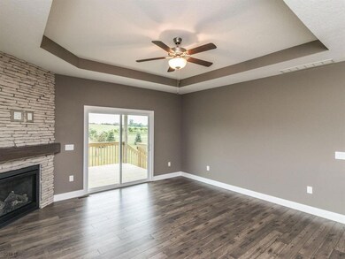 9948 Thorton Dr, Grimes, IA 50111 - photo 5