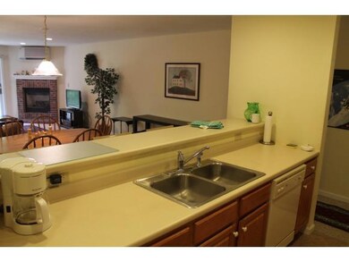 13-2 White Oak Ln unit 2, Lincoln, NH 03251 - photo 6