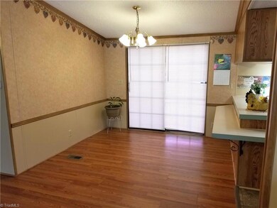 2205 Woodfield Dr, Sophia, NC 27350 - photo 6