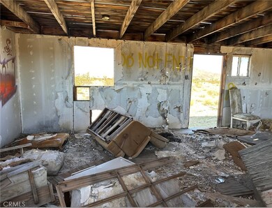 58638 Cubero Rd, Landers, CA 92285 - photo 7