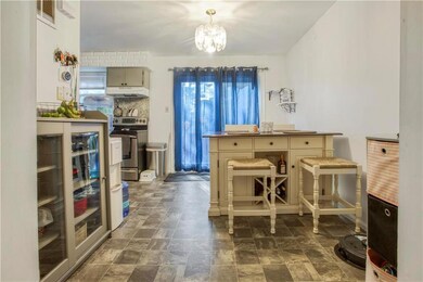 2823 Ithaca St, Allentown, PA 18103 - photo 5