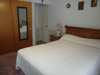 1929 E Jonathan St, Allentown, PA 18109 - photo 7