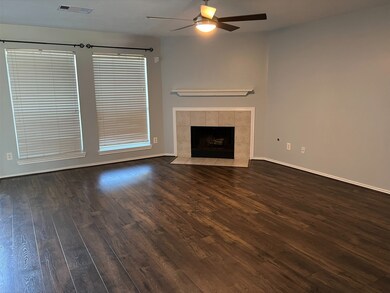 4105 Cleburne Dr, Pearland, TX 77584 - photo 6