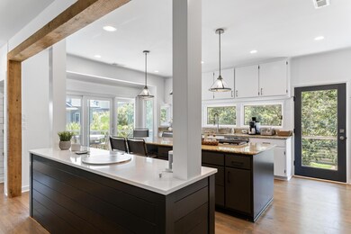 Kitchen - Level 2