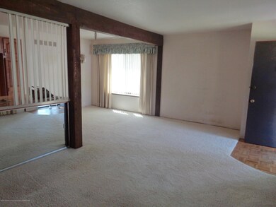 hunters ridge living room 1