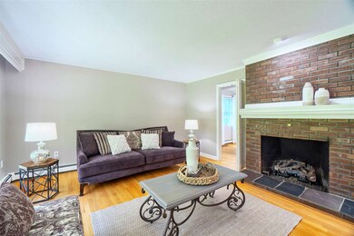 4 Hunter Ln, Hudson, NH 03051 - photo 3