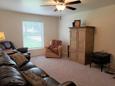 206 Lakewood Dr, Camargo, IL 61919 - photo 4