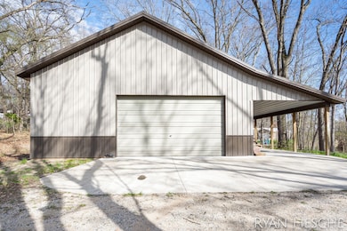 2-web-or-mls-1057 W Tuttle Rd-2