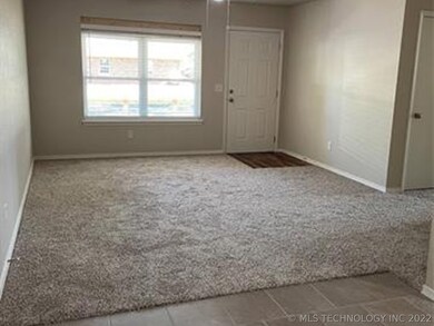 1504 N Indian Ln, Okmulgee, OK 74447 - photo 3