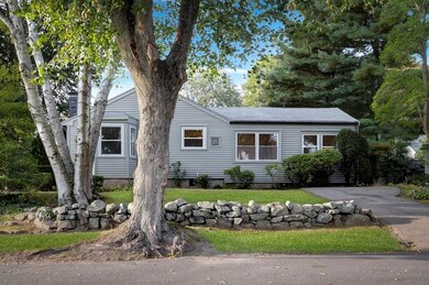 15 Mohawk Rd, Marblehead, MA 01945 - photo 5