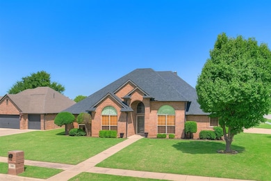 800 Fairfax Ln, El Reno, OK 73036 - photo 2