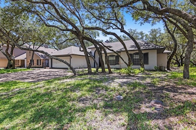 220 Champions Dr, Rockport, TX 78382 - photo 3