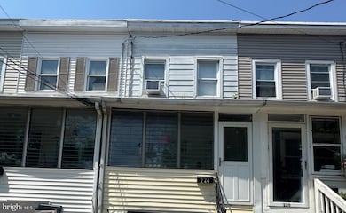 224 Gibbs Ave, Trenton, NJ 08611 - photo 5